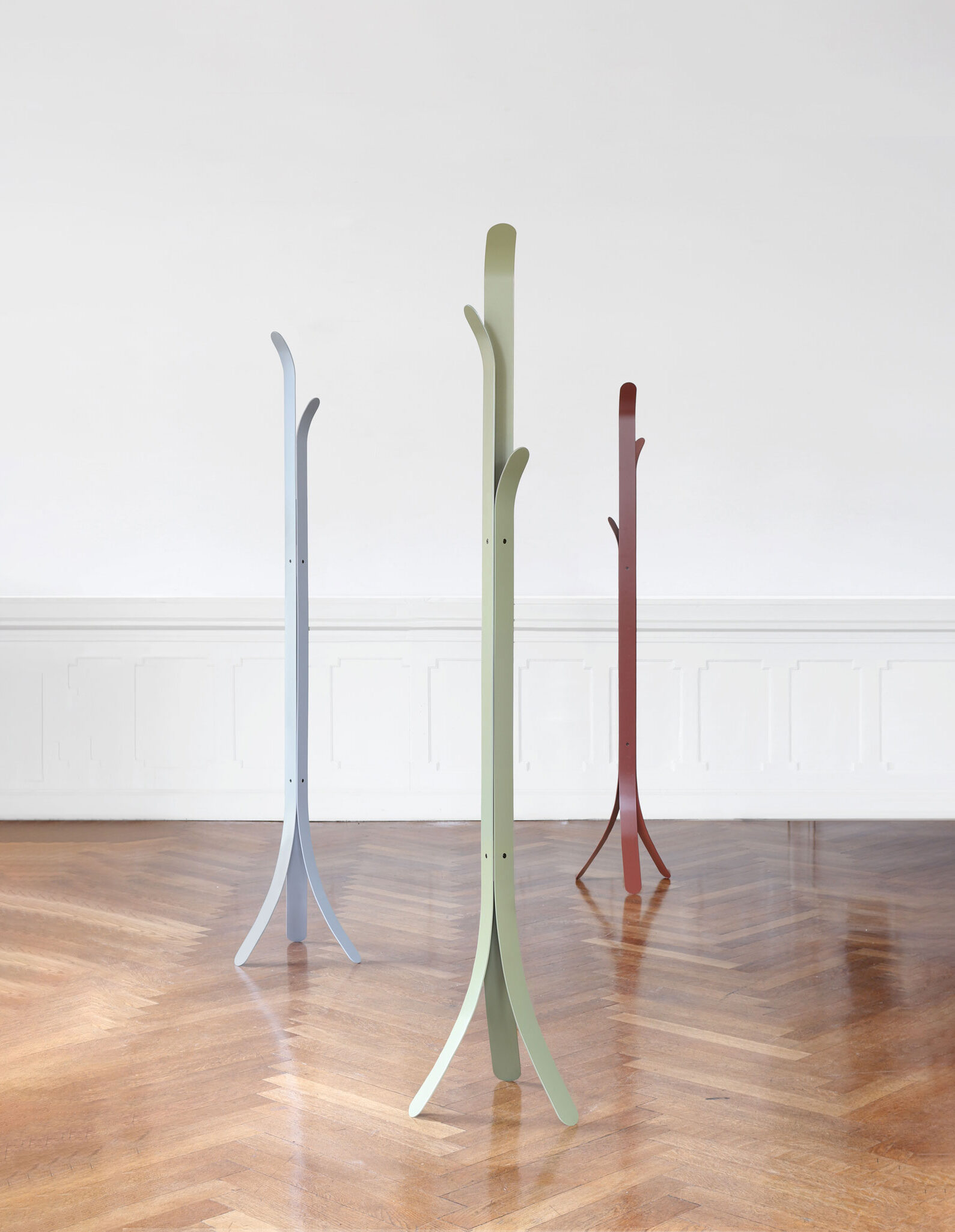 CurvedCoatstand_StudioWAK_01